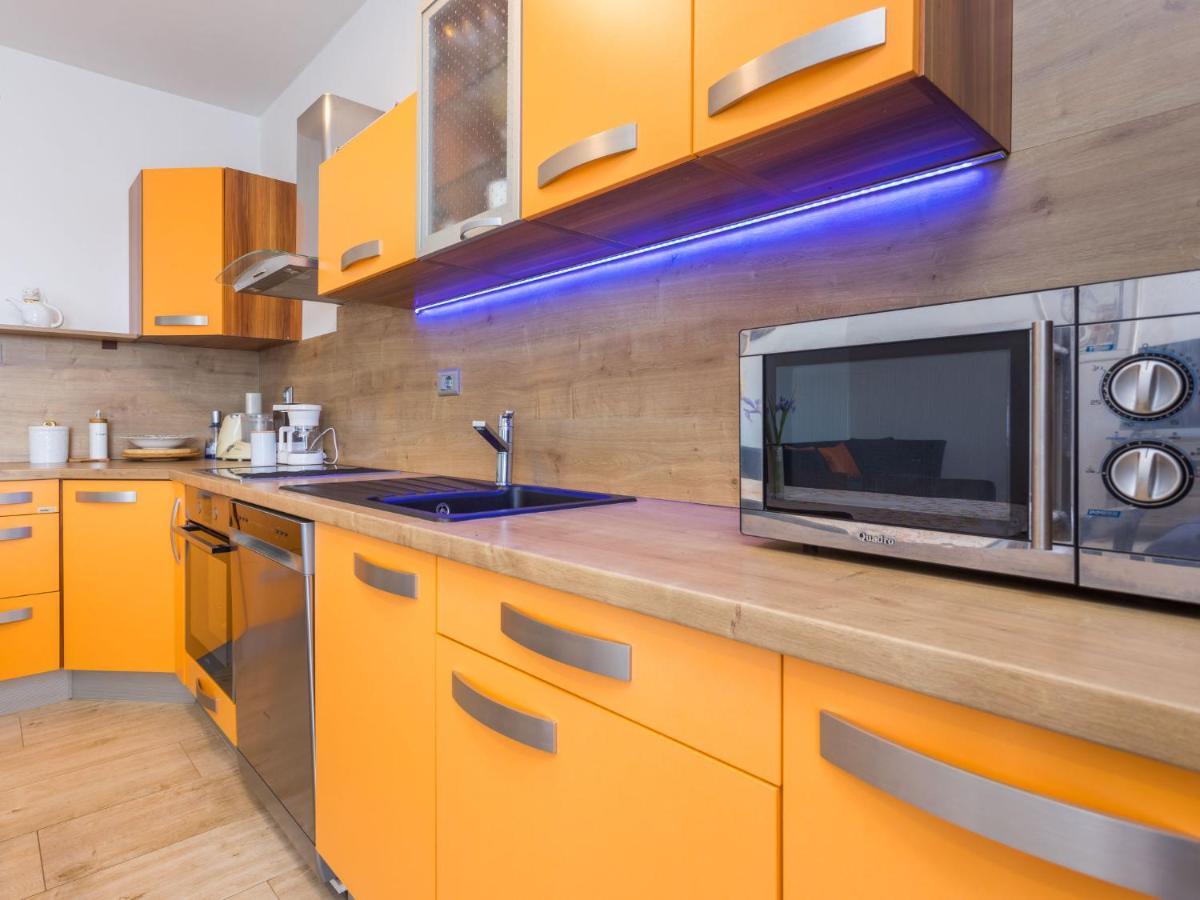 Maris-2 By Interhome * Pula